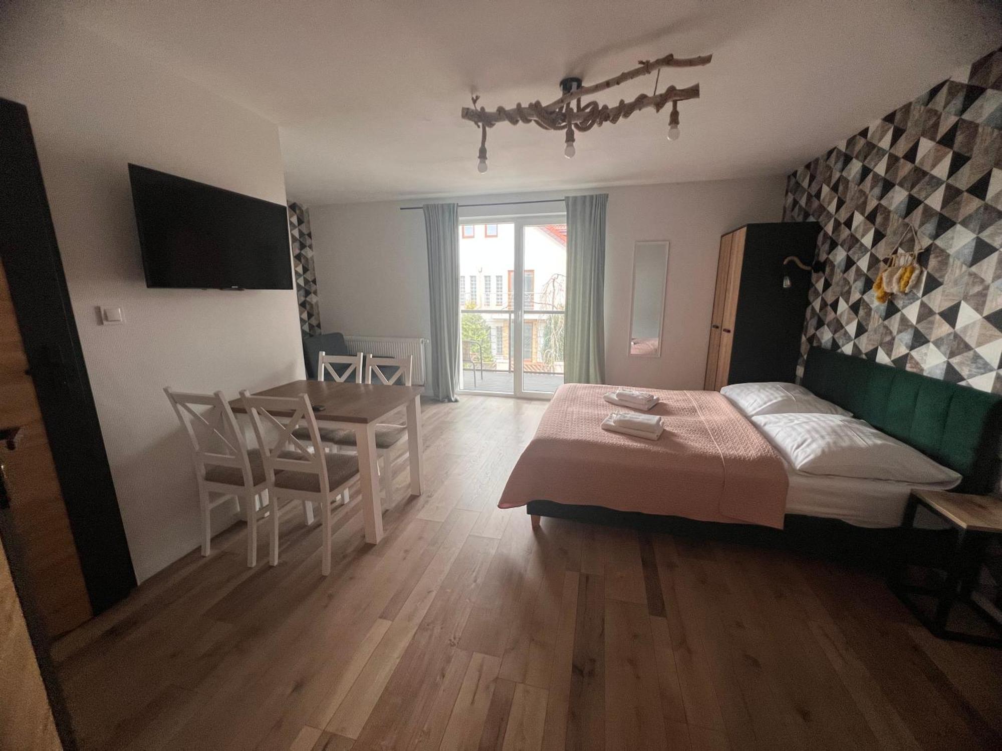 Czarny Baran Apartment Debki Ngoại thất bức ảnh