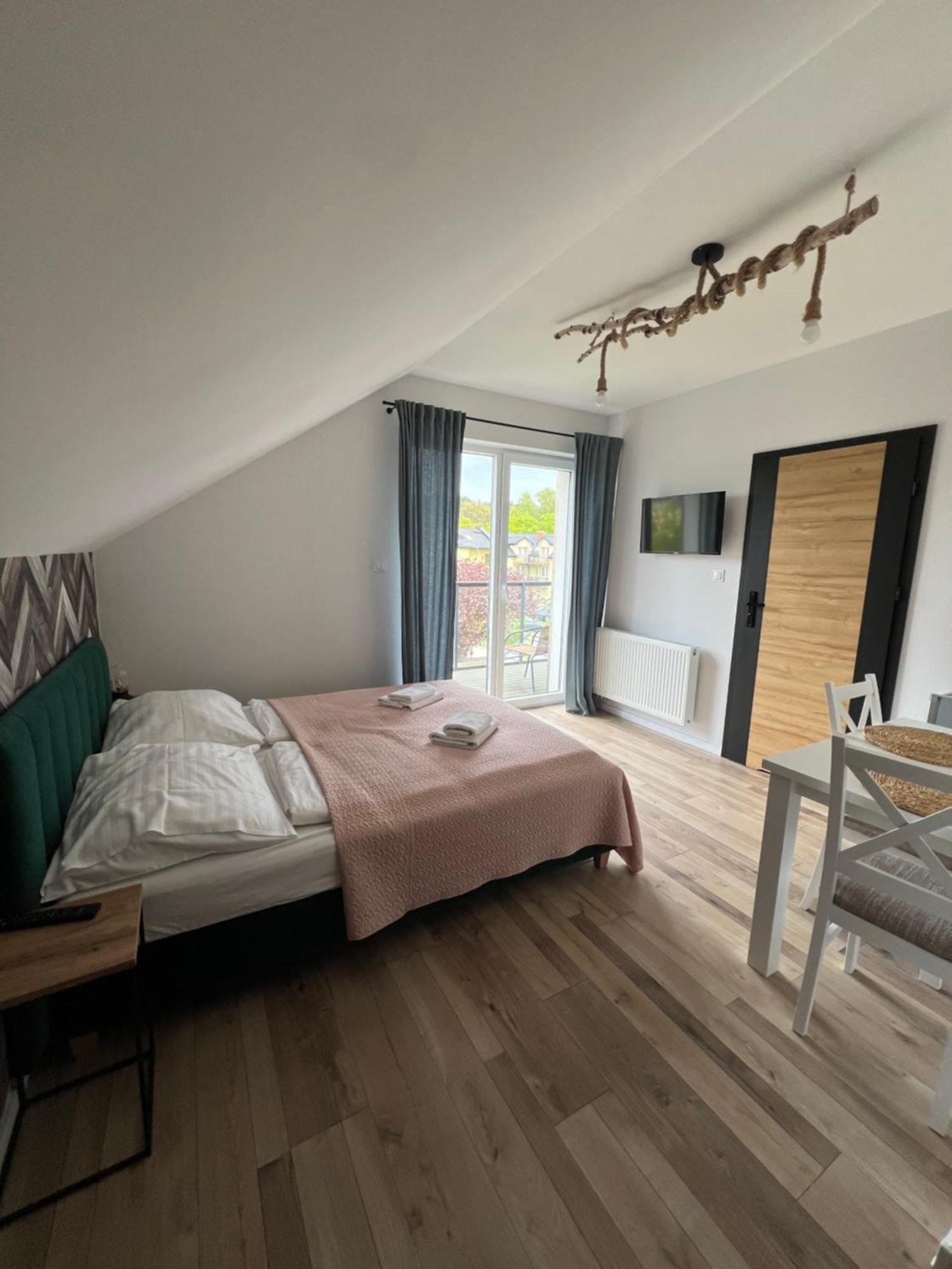 Czarny Baran Apartment Debki Ngoại thất bức ảnh